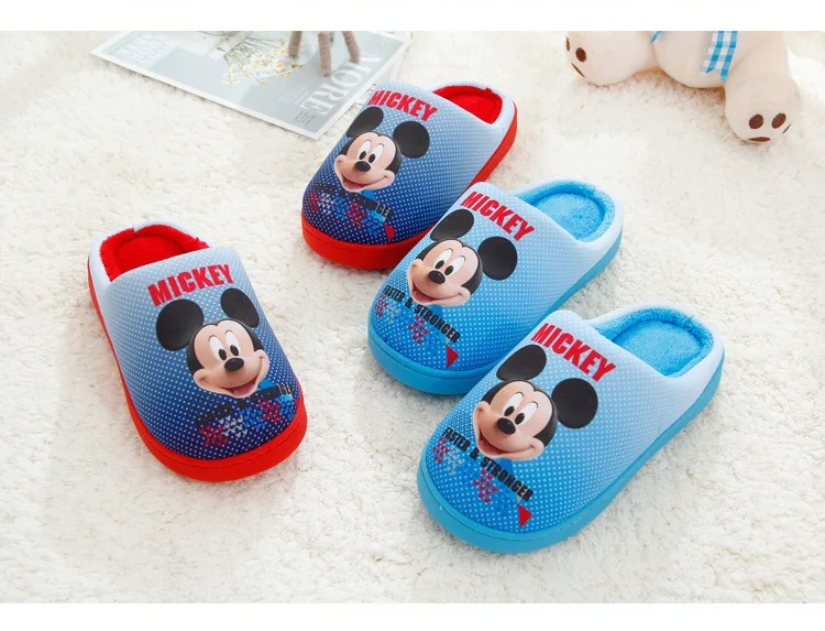 Disney/сезон осень-зима; Новинка; тапочки с героями мультфильмов; милые теплые хлопковые тапочки с Микки Маусом; нескользящая хлопковая обувь с Минни для родителей и детей