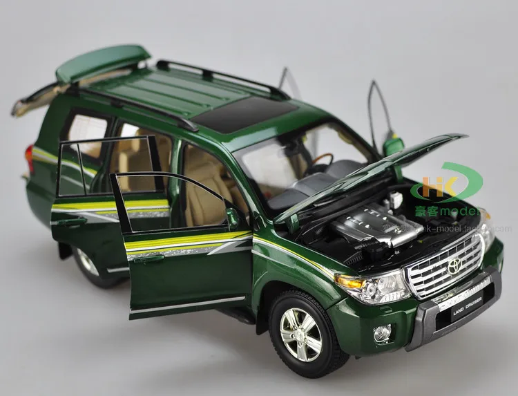 1:18 весы Toyota Land Cruiser LC200 зеленый литья под давлением модель автомобиля SUV игрушки