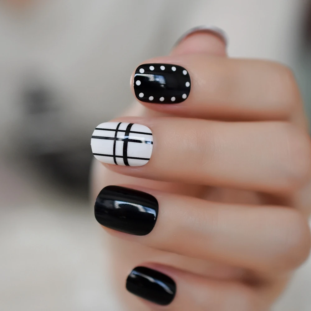 24pcs/set Classtic Black White Fake Nails Lattice Grid Artificial French False Tips Press on with Glue Sticker | Красота и здоровье