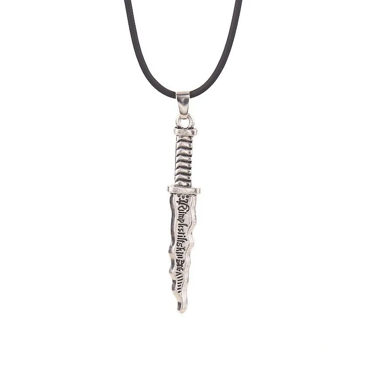 Ожерелье Снежная белая винтажное один раз в день карликовый кинжал