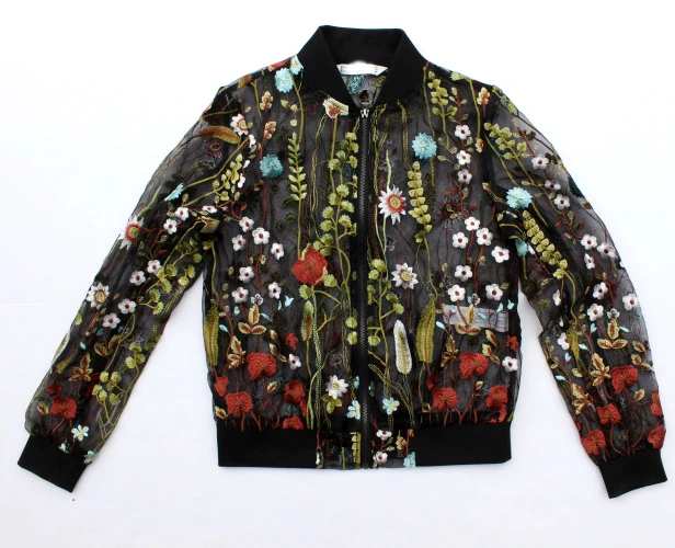 Черный с воротником стойкой и тюль длинным рукавом Красочные цветы вышиты