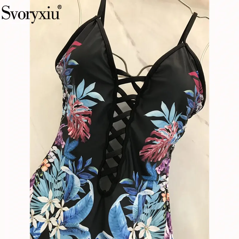 Женское пляжное боди Svoryxiu черный купальный костюм с вырезами и цветочным принтом