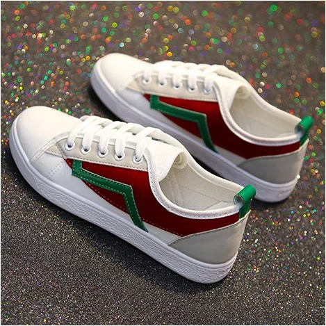 Новинка 2019 года Повседневная обувь в стиле пэчворк с перекрестными ремешками