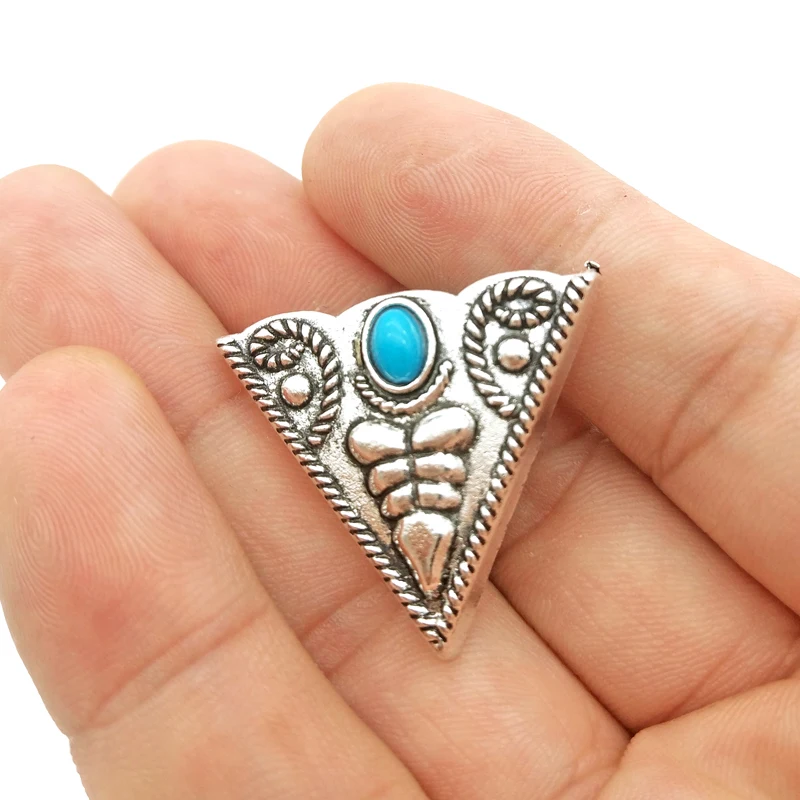 

Wholesale 12 Pairs Men Jewelry Collar Pin Bead Carved Triangle Collar Tips Brooch Suit Shirt Accessory For Women Gift