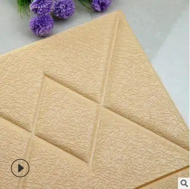 light yellow 3D потолочные Настенные наклейки для гостиной, крыша, декоративные наклейки на крышу, балконные стены, тисненые обои, самоклеющиеся - Цвет: light yellow