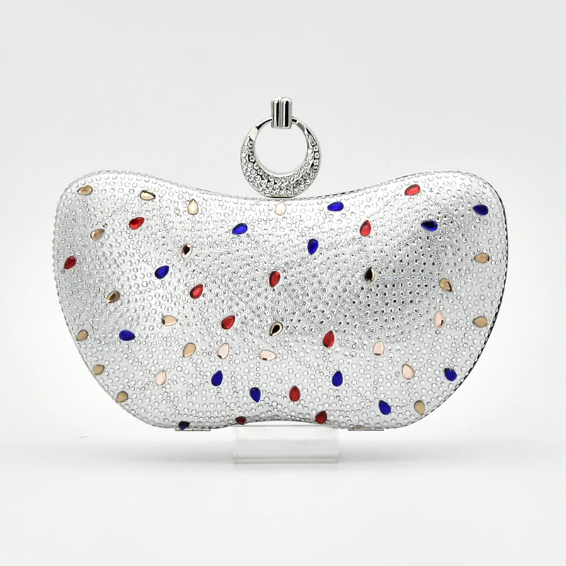 Новейший комплект из итальянских туфель и сумочки серебристого цвета в