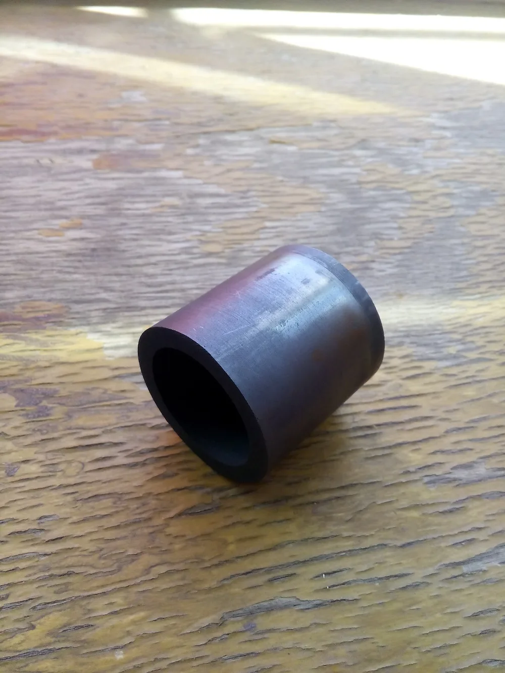 С крышкой Dia30x H30mm графит высокой чистоты тигель используется для драгоценных