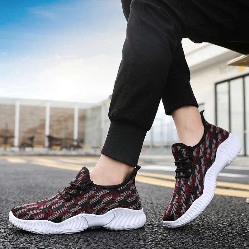 Новый дизайн визуальная Иллюзия выдалбливают Flyknit человека Гонки обувь мужские