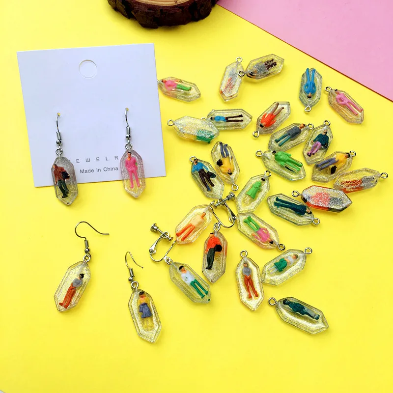 

New Fashion Creative Handmade Cartoon Urban Mini Human Figures Drop Earrings Funny Ear Clip Female Accessories forWomen Girls