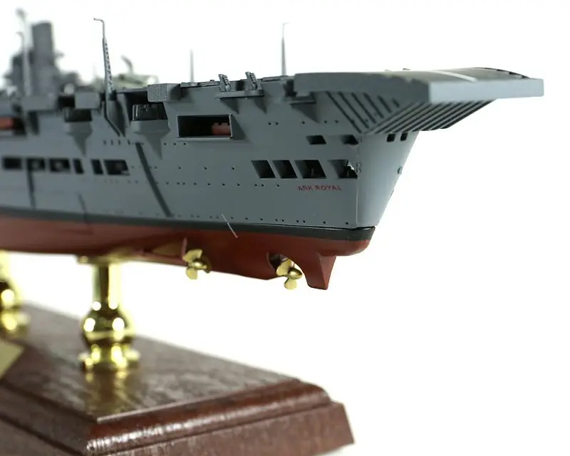 FOV масштаб 1/700 Великобритания Королевский флот HMS Ark Royal авиаперевозчик литая
