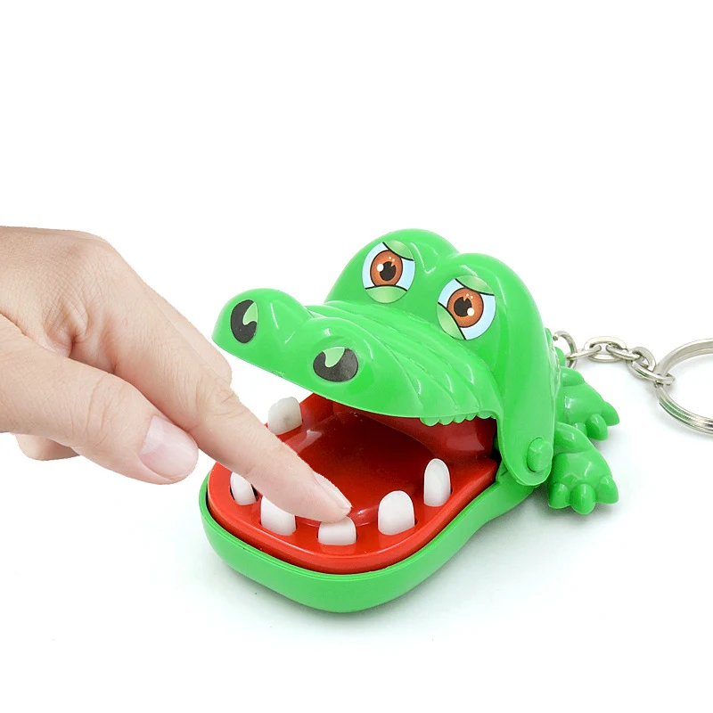Keychain crocodile Стоматолог большой рот Динозавр Большой серый волк крокодил укус палец пластиковая игра Веселая игрушка-новинка детские игрушки - Цвет: Keychain crocodile