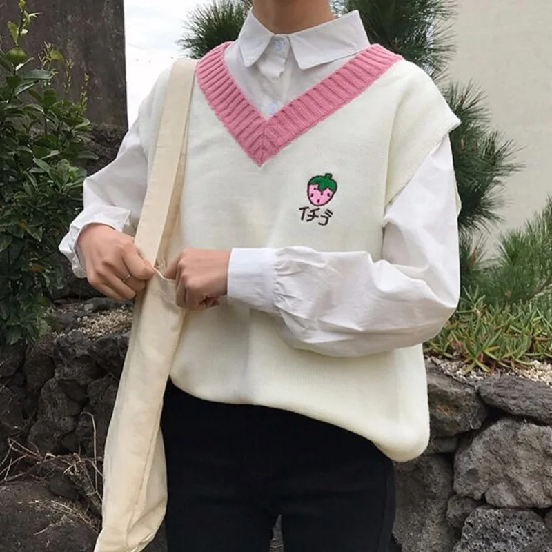 

Female Harajuku cute college embroidery v-neck Strawberry embroidery sweater women vintage pullover kawaii women top S-XL