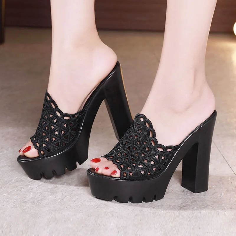 Шлепанцы женские на платформе и блочном каблуке свадебные туфли сланцы высокий