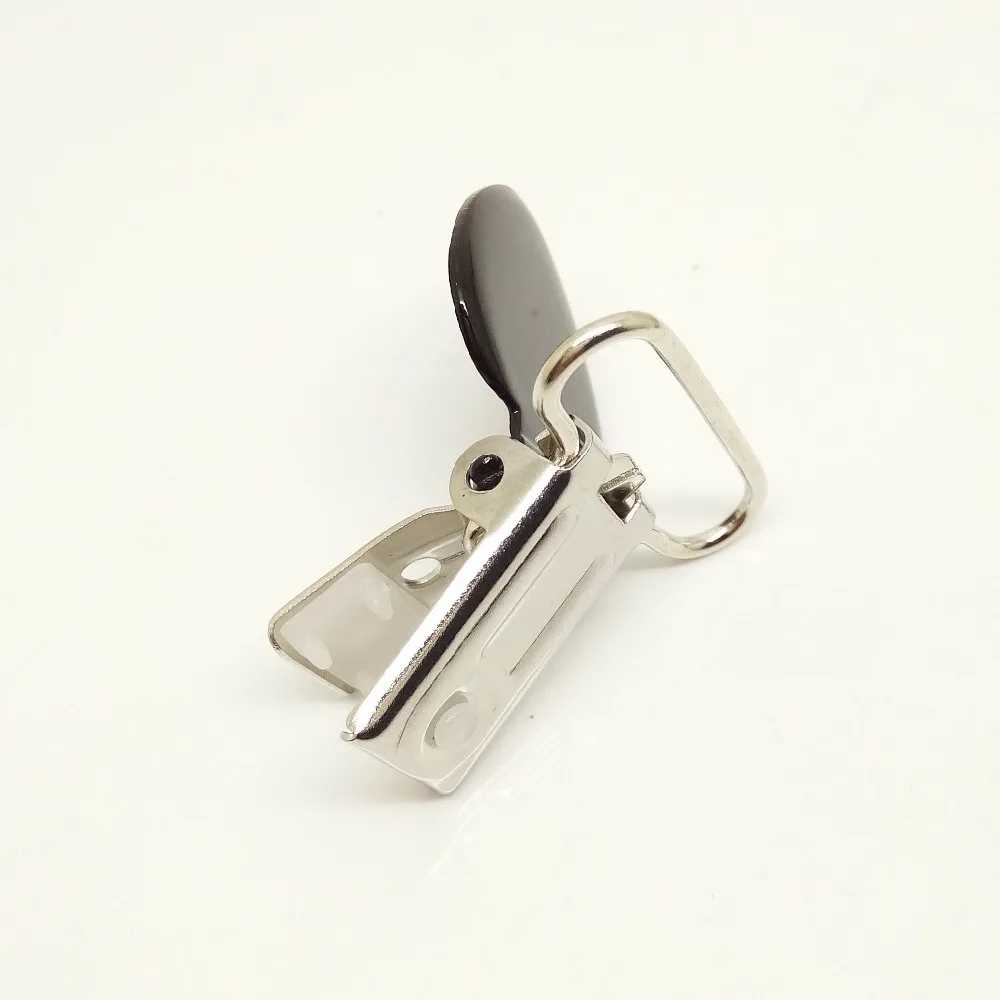 

100pcs per lot black pacifier clips metal heart suspender clips wholesale enamel suspender clips