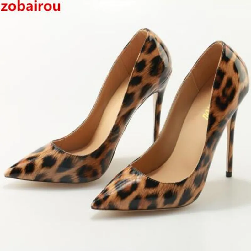 

Zobairou sapatos mulher sexy leopard patent leather ladies shoes extreme high heels slip on women pumps black sandals luxury