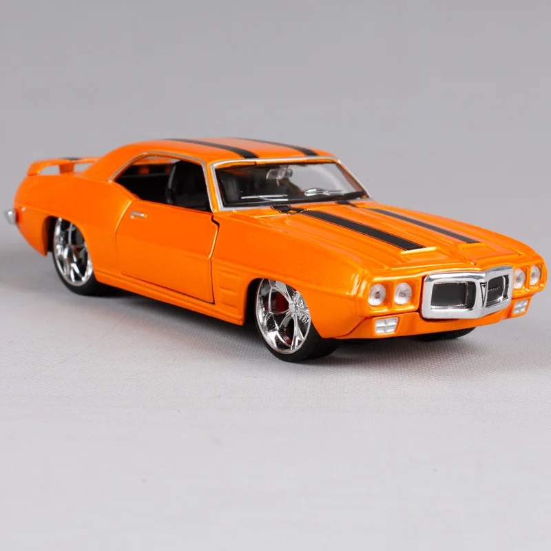 Maisto 1:24 1969 PONTIAC FIREBIRD литая модель автомобиля игрушка новинка в коробке бесплатная