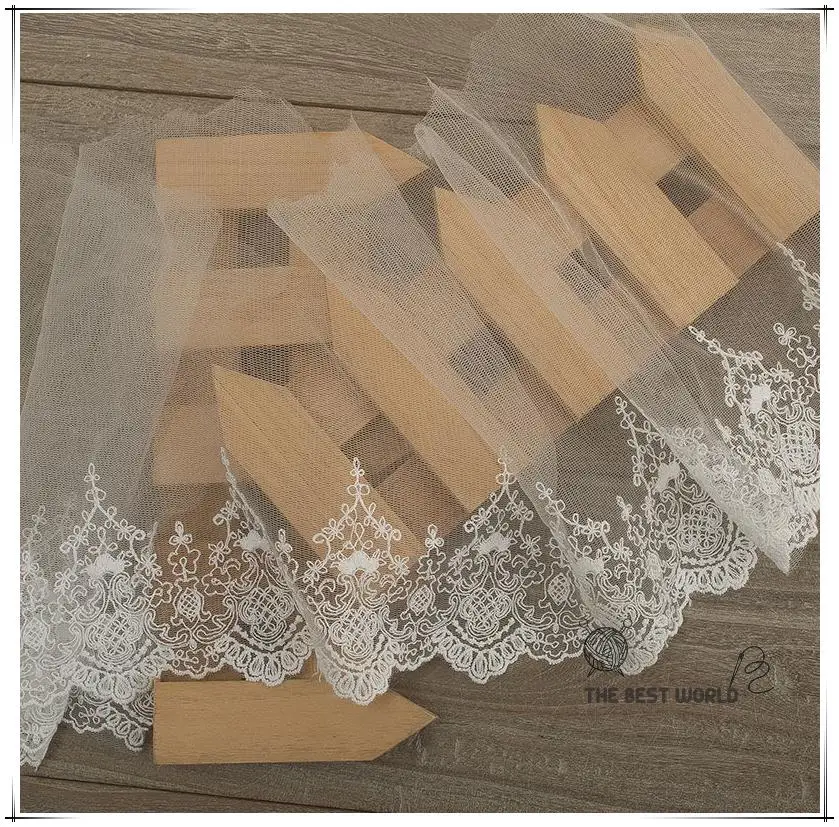 Женская тонкая и изящная белая марлевая линия диаметром 19 см/кружевная вышивка