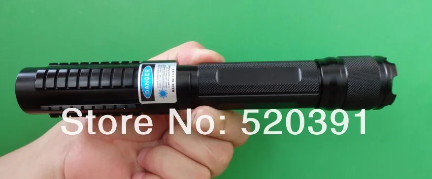

Super Powerful Military 500W 500000m 450nm Blue Laser Pointer Flashlight Light Burn Match Candle Lit Cigarette Wicked Hunting