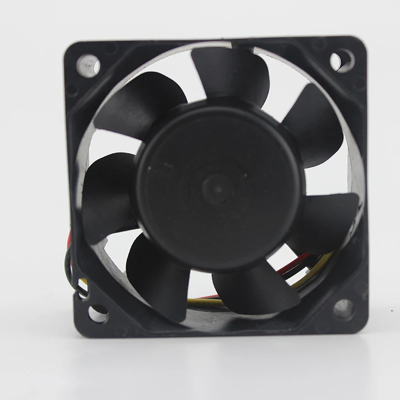 Оригинальный 109R0612M423 6025 12 v 0.06A 6 см ультра-тихий вентилятор охлаждения скорости 3 P |