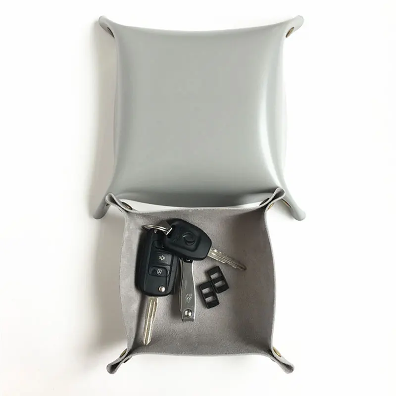 Компактный кожаный ящик для хранения ювелирных изделий с отделением ключей и