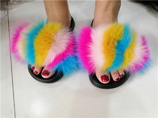 COOLSA Hot Women's Striped Plush Fur Slippers Super Fluffy Furry Fox Fur Slides Travel Quick Drying Beach Flip Flops Plus Size - Цвет: as picture shows