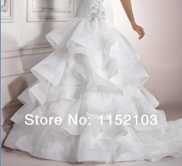 white A-line sweetheart backless floor-length court train sleeveless decorate with ruffles organza weeding dresses | Свадьбы и