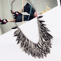 threaded necklace black leaf pendant clavicle sweater chain garment accessories female fashion jewelry wholesalegt274