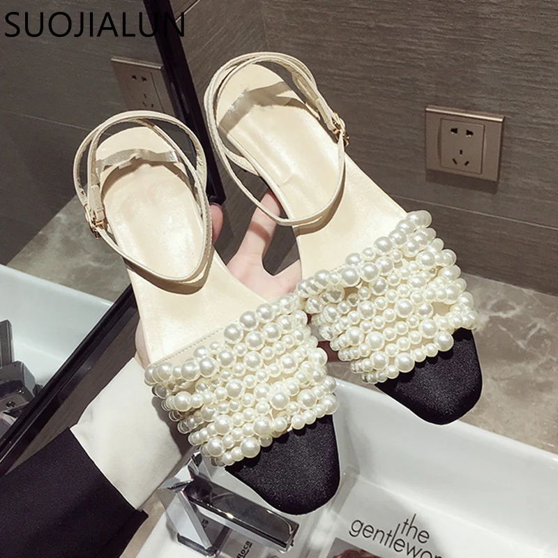 Женские сандалии на плоской подошве SUOJIALUN повседневные шнурках с жемчугом лето