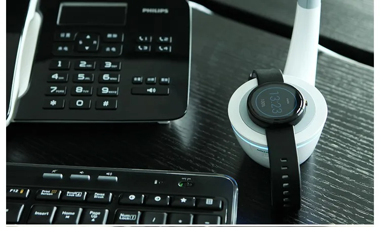 Потрясающий дизайн бесступенчатая Светодиодная настольная лампа nillkin