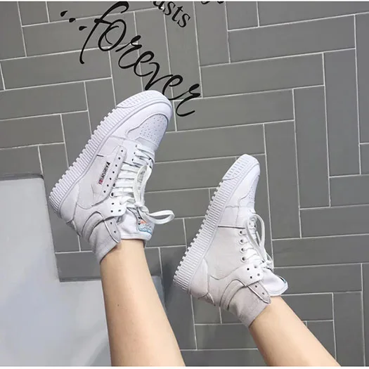 white canvas Кроссовки спортивные туфли на плоской подошве из парусины; женская дышащая Дизайнерская обувь на шнуровке; китайская обувь с высоким верхом и сеткой; удобная обувь с круглым носком - Цвет: white canvas