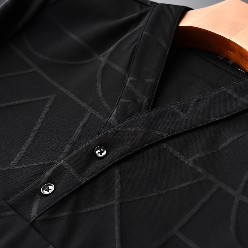 Мужской комплект Minglu с геометрическим рисунком летний мужской V-образным вырезом