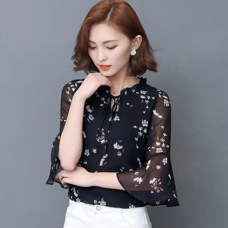 Летняя женская блузка с цветочным принтом рубашка расклешенными рукавами