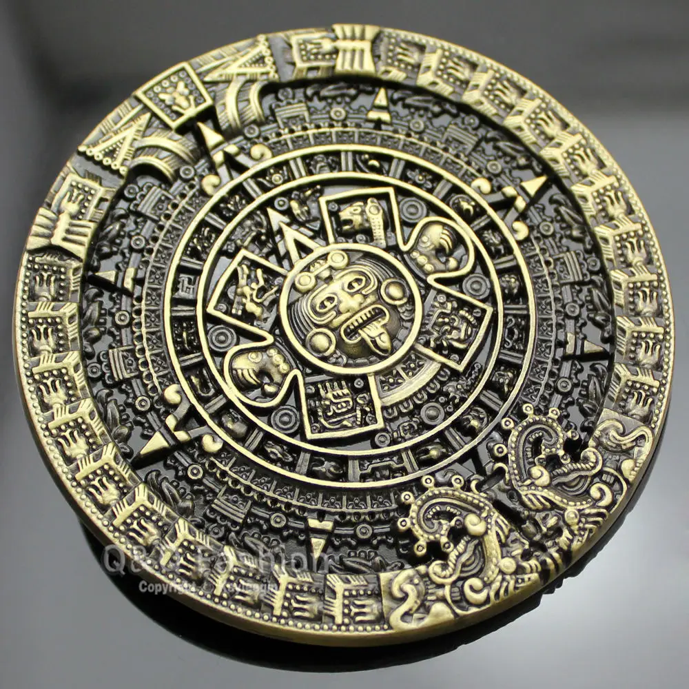 Мужской ремень с пряжкой позолоченный посеребренный в античном стиле |