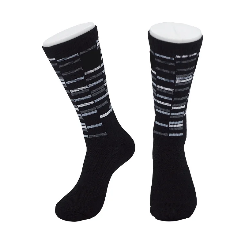 Мужские спортивные элитные носки средней длины уличные дышащие от пота для бега