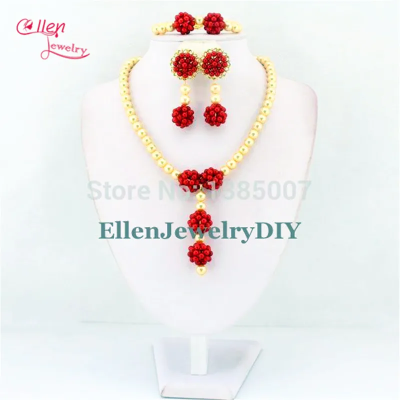 Комплект ювелирных изделий из африканских коралловых бусин в нигерийском