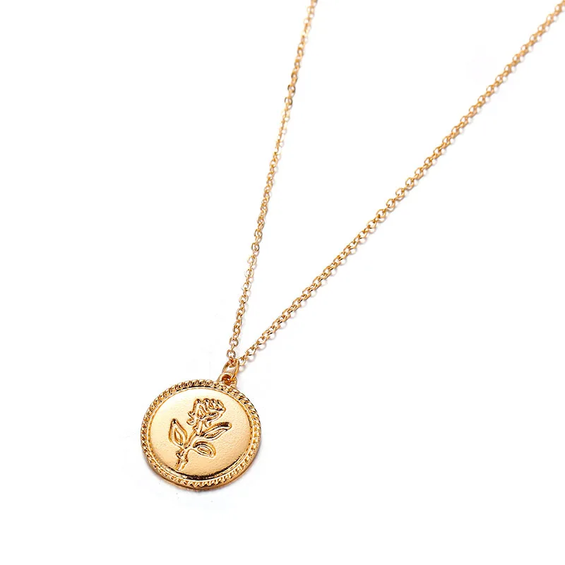 

Vintage Gold Color Geometric Moon Disc Key Pendant Necklaces for Women Simple Roman Portrait Coin Choker Necklace Chic Jewelry