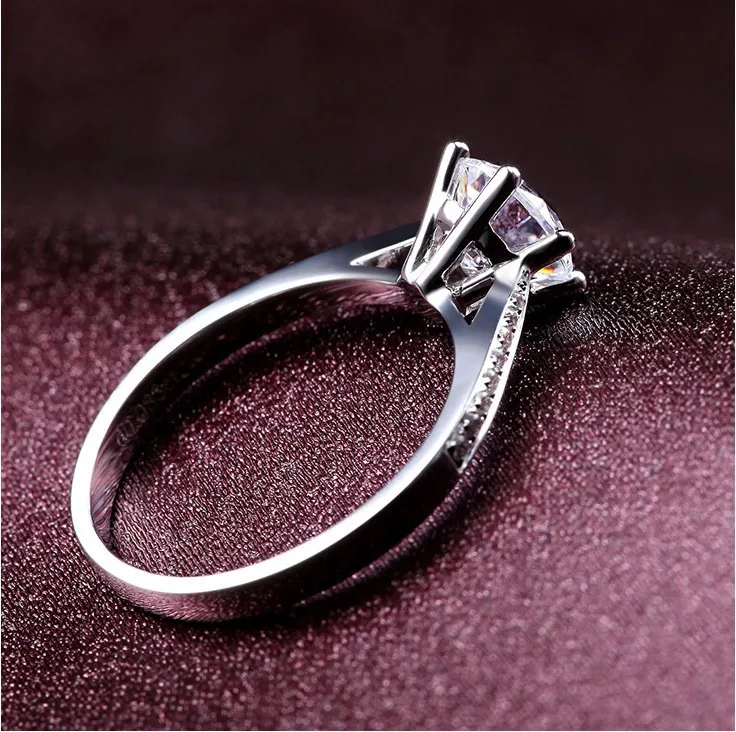 Женское Обручальное кольцо с фианитом 1ct из серебра 925 пробы | Украшения и