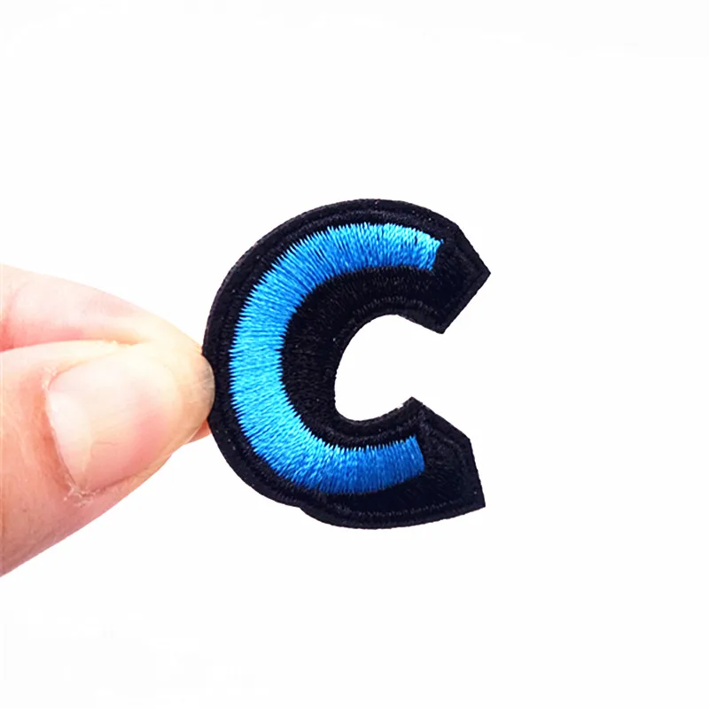 1 шт. буквы C патчи для одежды утюжок на вышитые аппликации патч тканевые нашивки