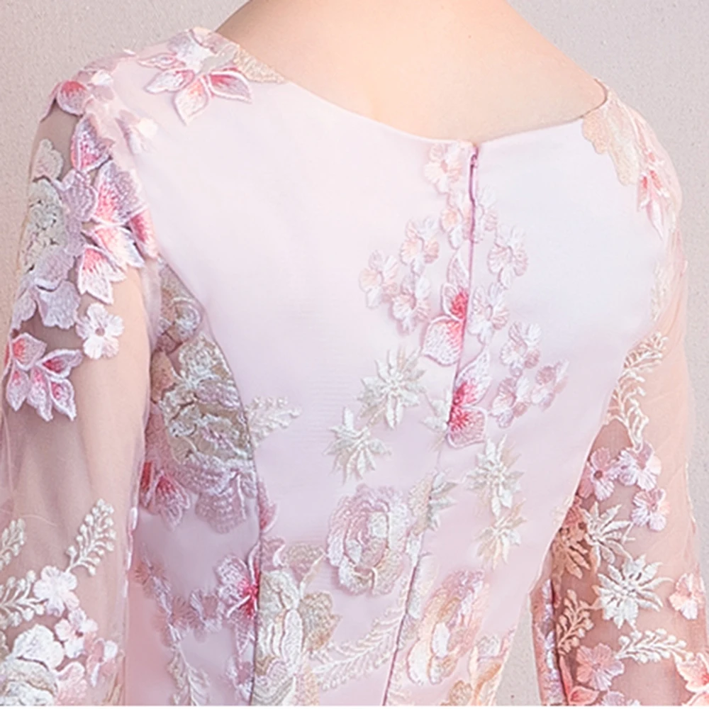 Женское короткое платье с цветочным принтом трапециевидного силуэта - купить по