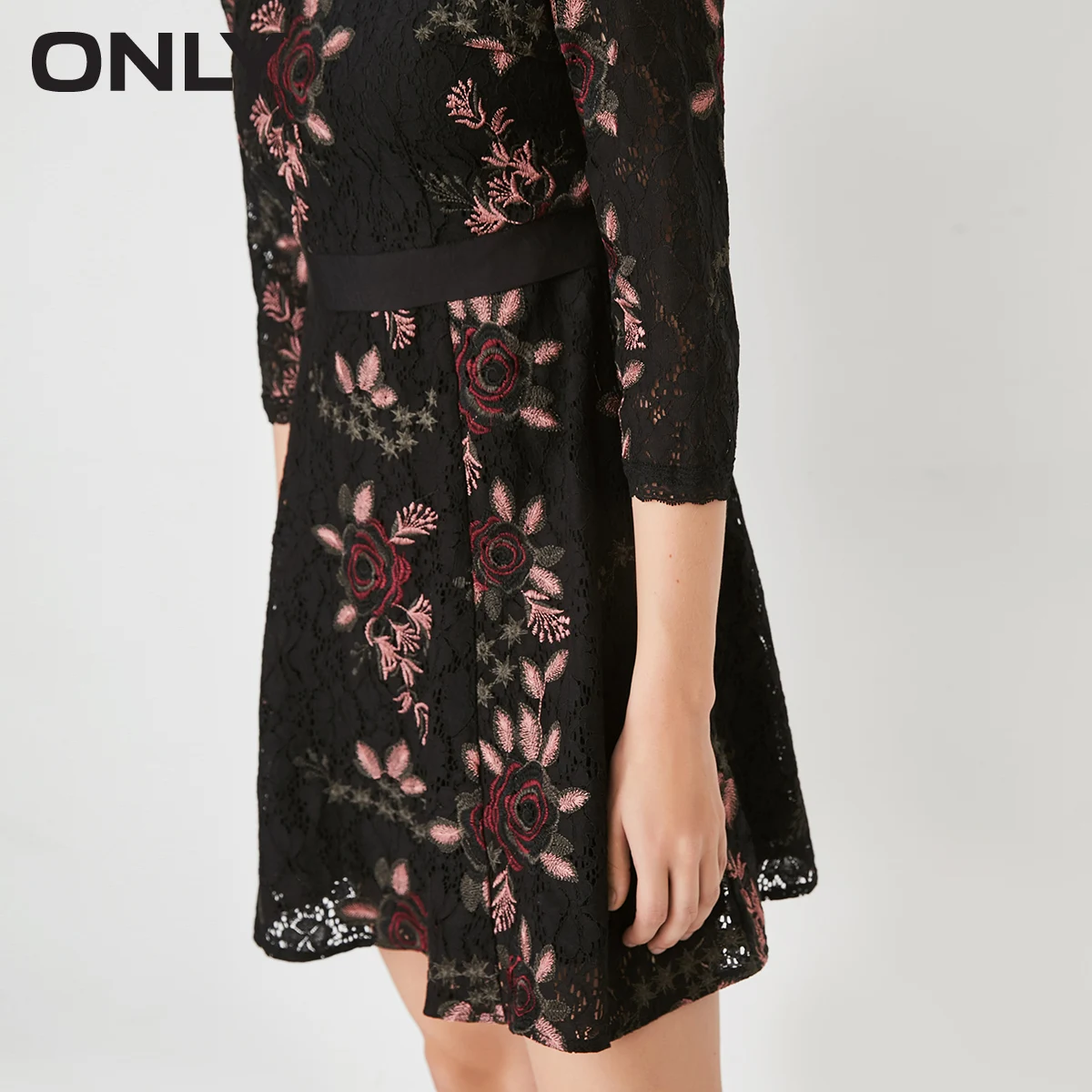 Только Весна новая вышивка кружева семь минут рукав платье женщины | 118107514