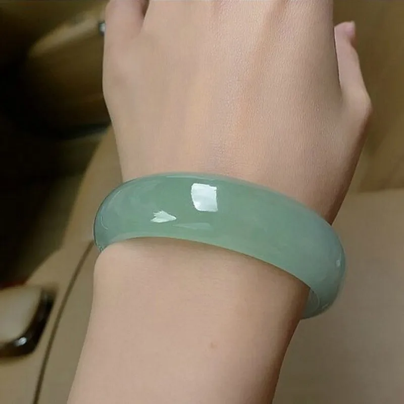 

Amazing Pretty Light Green Romantic Natural stone Stone Bracelet Lucky Girl's Bangle Fashion 60-62mm
