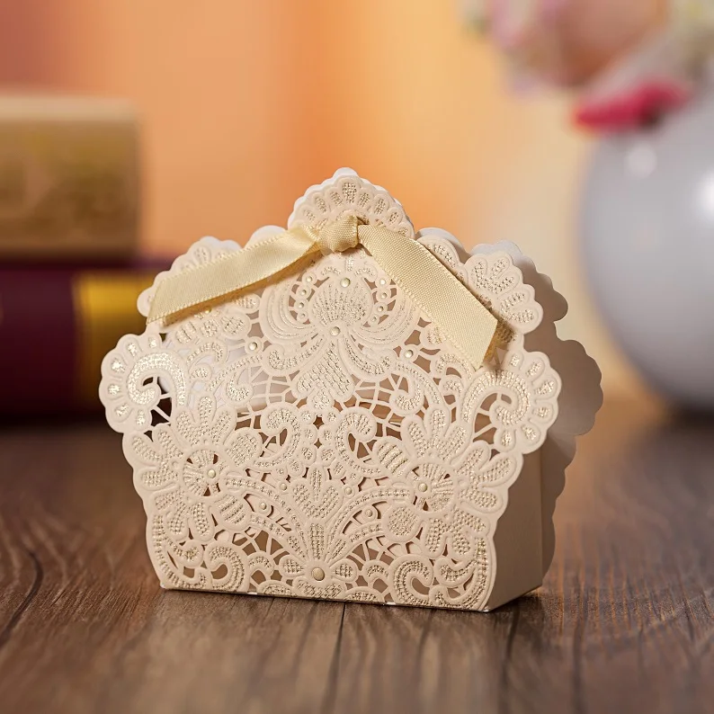 

Lace Wedding Candy Box Elegant Romantic Decoration Flower Bride Laser Cut Party Sweet Favors Sugar Paper Gifts Gift Box