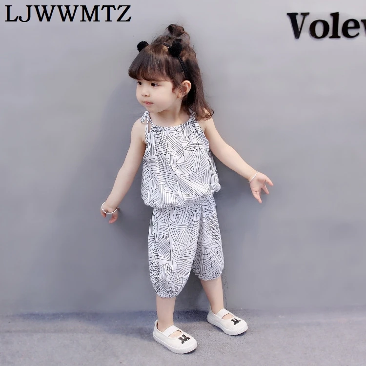 LJWWMTZ 2018 summer small and medium-sized girls geometric pattern sleeveless suit baby strap two-piece J18171 | Детская одежда и