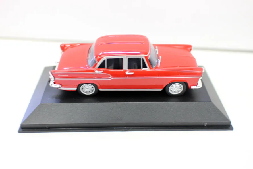 Игрушечные машинки I XO 1:43 SIMCA CHAMBORD 1960 из бутика сплава для детей детские игрушки