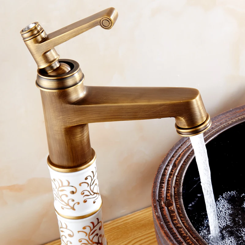 Смеситель для ванной комнаты в античном стиле синий и белый фарфоровый медный