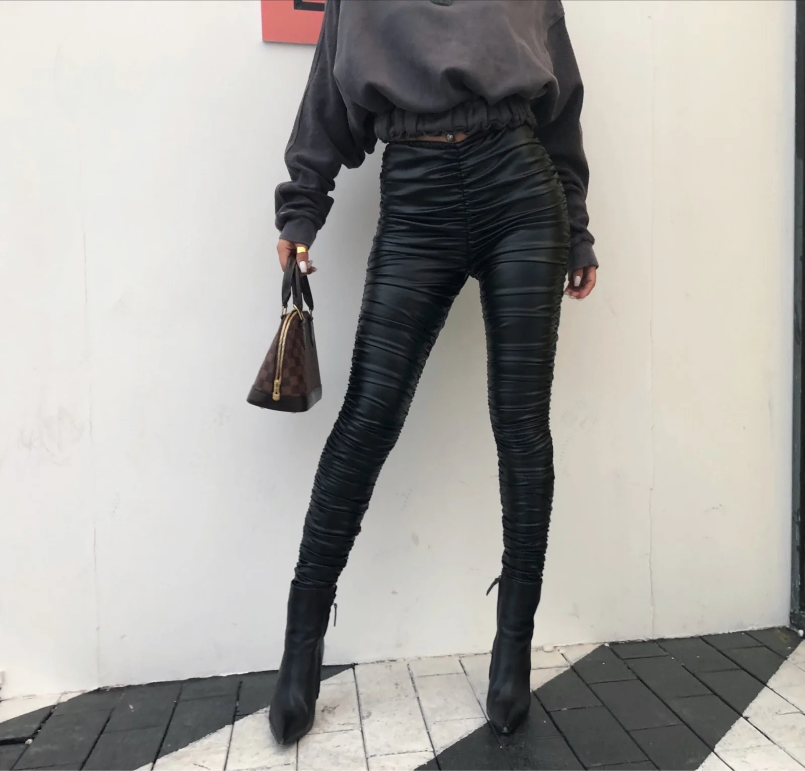 2020 Vadim Promotion Faux Leather Regular Pleated New Women's Trousers Street Dress Full Pleats Large Elastic Pu Pants Women