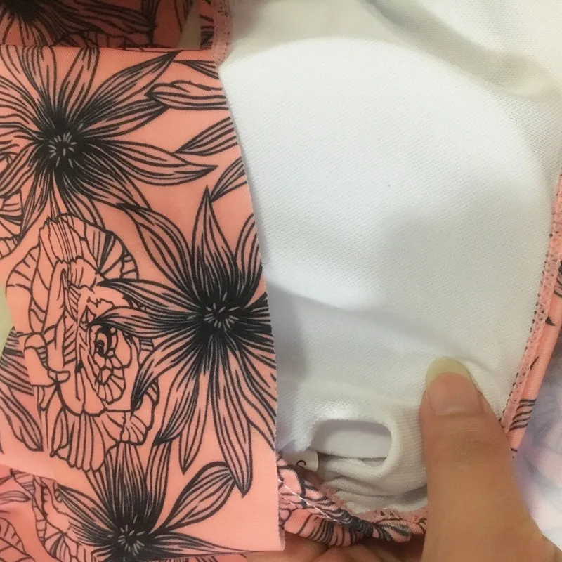 Женский купальник без бретелек розовый дерзкий красный ананасовый с большими