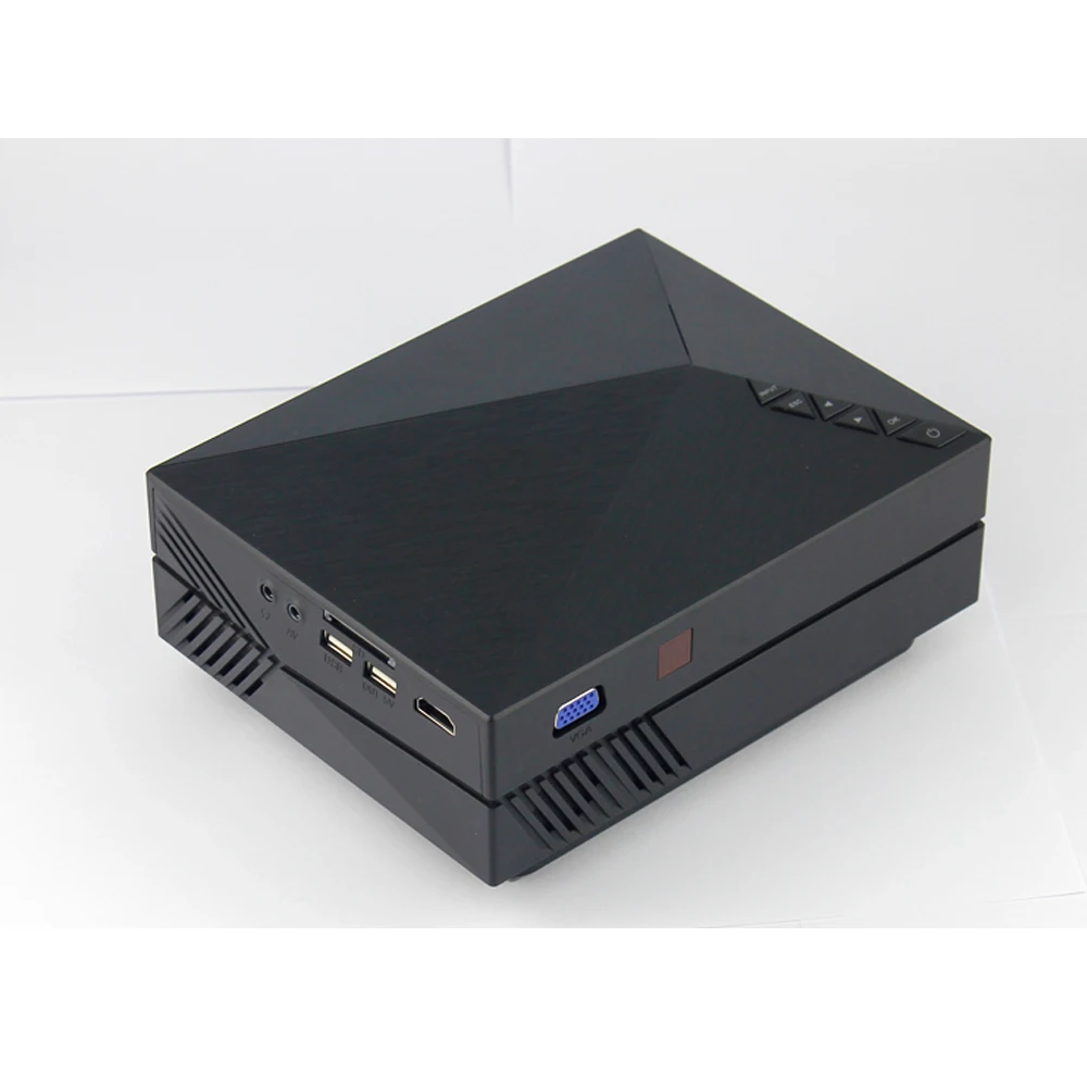 BYINTEK GM60 дома Театр HD 1080 P портативный кабель светодиода HDMI Кино USB AC3 мини