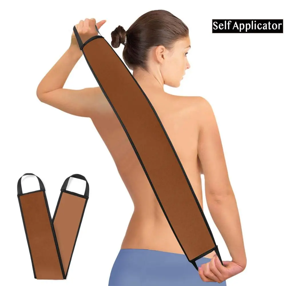 Коричневый аппликатор на спине для самостоятельного загара идеально подходит