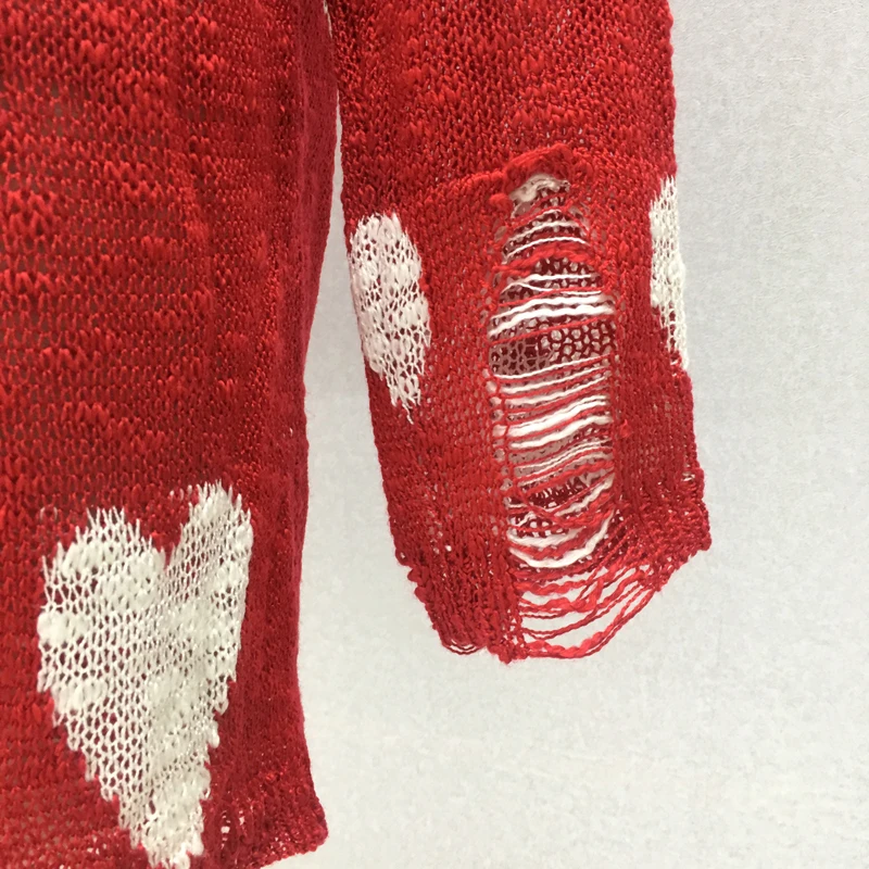 Женский свитер с красным сердцем тонкий трикотажный Повседневный пуловер